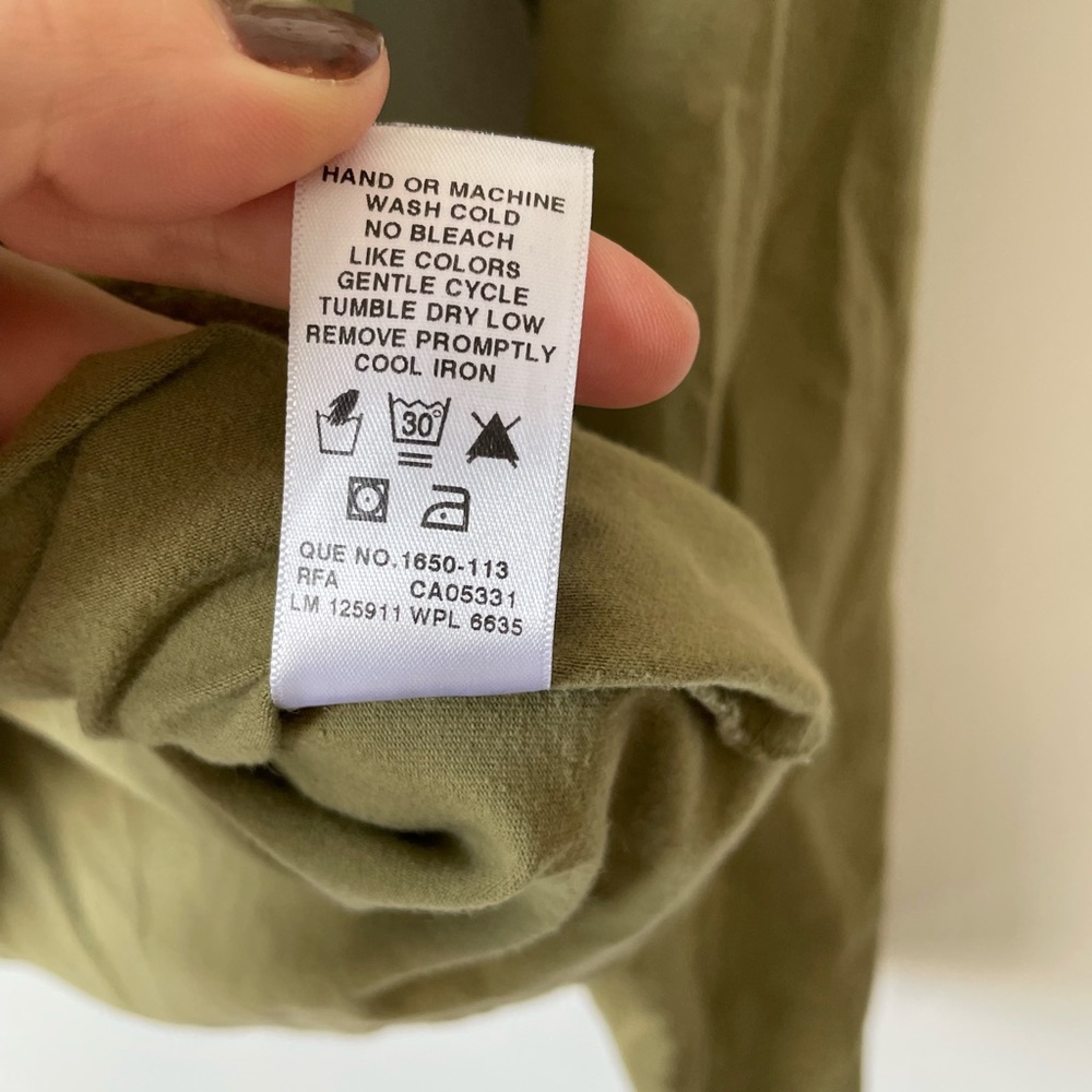 FINAL B4 DONATION Woolrich Green Petite Turtleneck Long-Sleeve Top size M - Picture 6 of 6